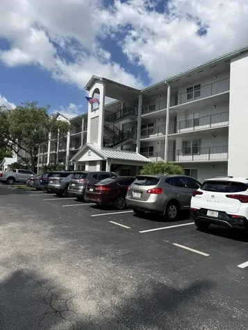 1300 SW 125th Avenue Pembroke Pines FL 33027