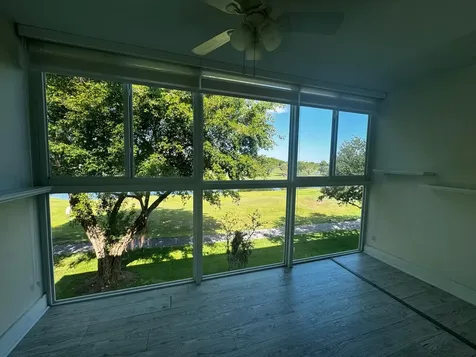 1300 SW 125th Avenue Pembroke Pines FL 33027