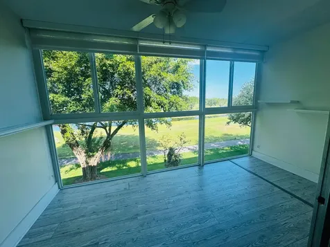 1300 SW 125th Avenue Pembroke Pines FL 33027