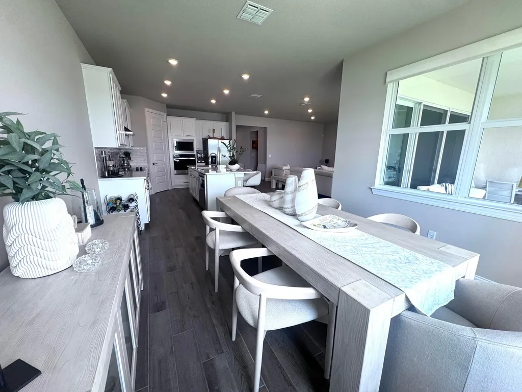 6489 NW Cloverdale Avenue Port St Lucie FL 34987