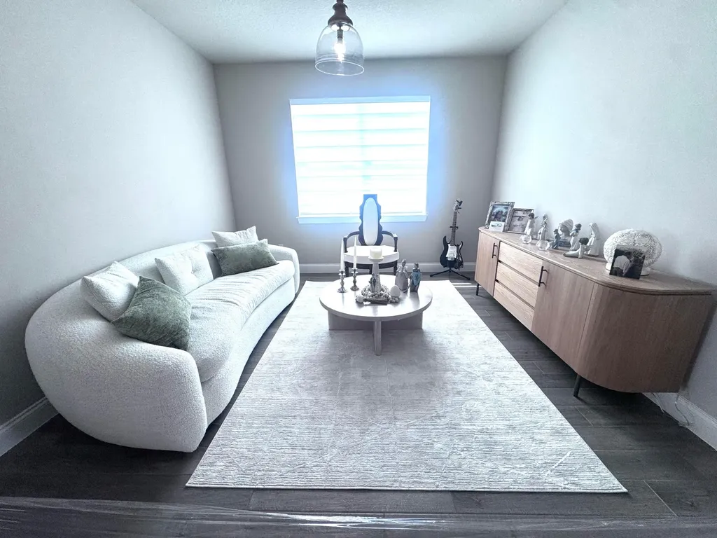 6489 NW Cloverdale Avenue Port St Lucie FL 34987