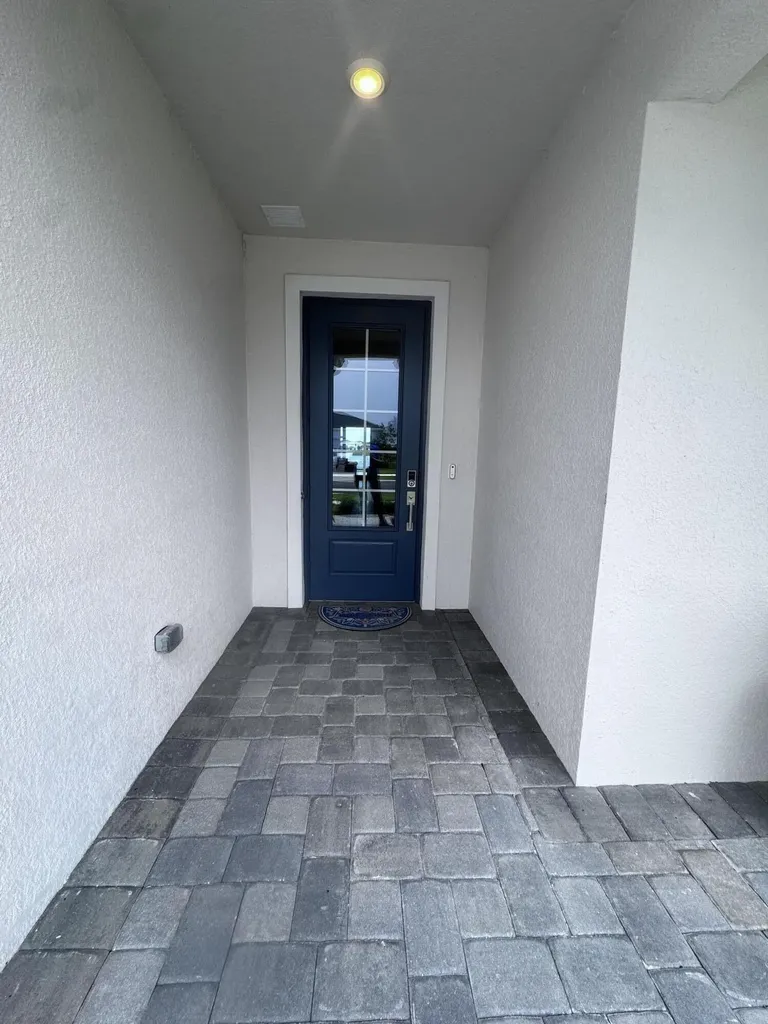 6489 NW Cloverdale Avenue Port St Lucie FL 34987