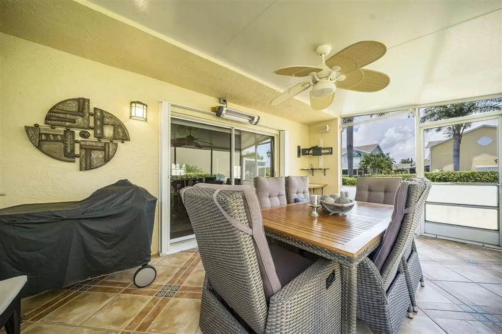 338 Waterside Drive Hypoluxo FL 33462