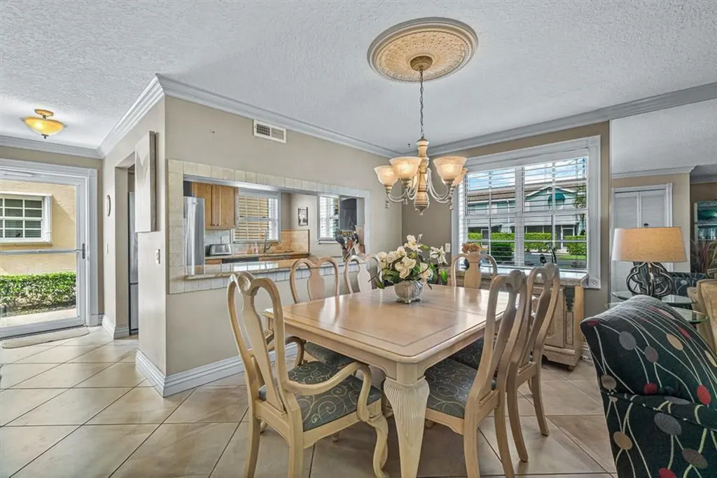338 Waterside Drive Hypoluxo FL 33462