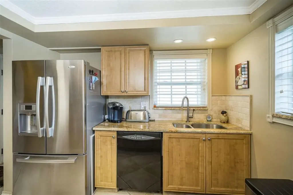 338 Waterside Drive Hypoluxo FL 33462