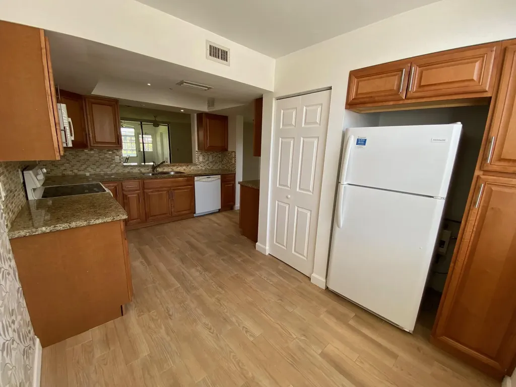 7310 NW 18th Street Margate FL 33063