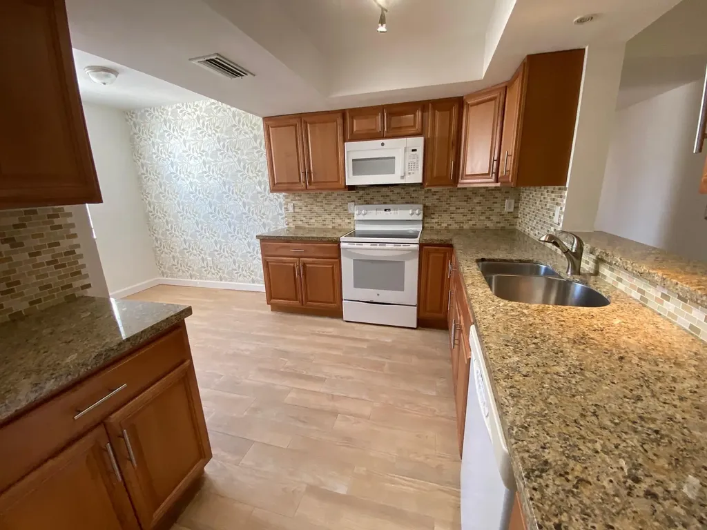 7310 NW 18th Street Margate FL 33063