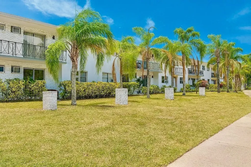 6150 SW 37th Street Davie FL 33314