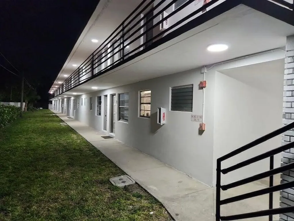 6150 SW 37th Street Davie FL 33314