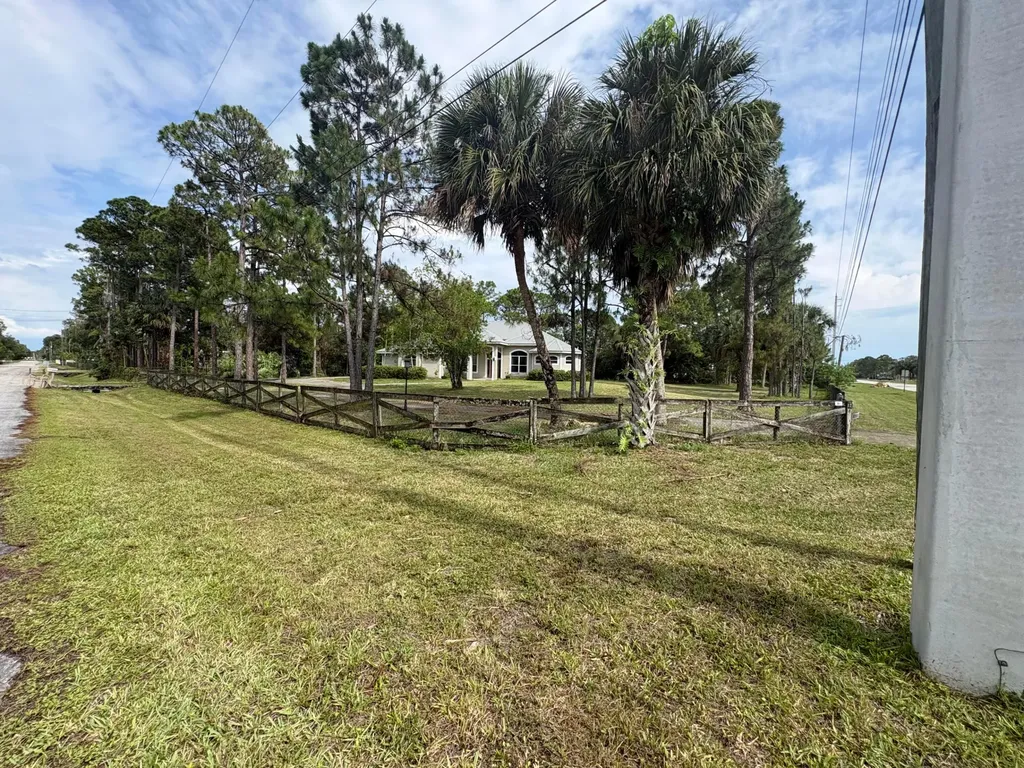 14954 N 95th Lane Lane N The Acreage FL 33412