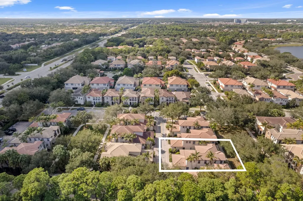 30 Stoney Drive Palm Beach Gardens FL 33410