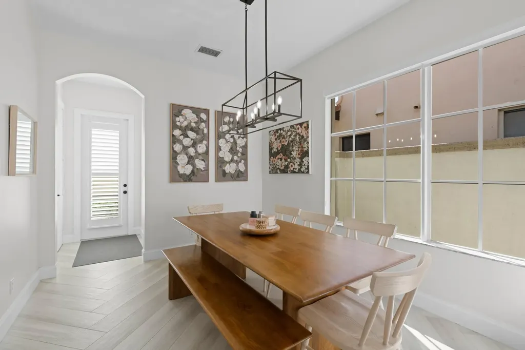30 Stoney Drive Palm Beach Gardens FL 33410