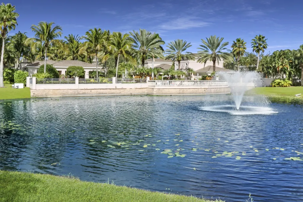 2915 Tuscany Court Palm Beach Gardens FL 33410
