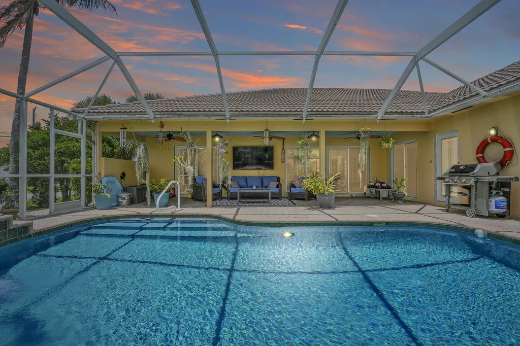 1590 SW Underwood Avenue Port St Lucie FL 34953
