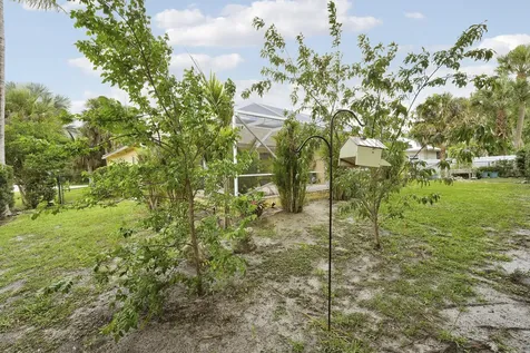 1590 SW Underwood Avenue Port St Lucie FL 34953