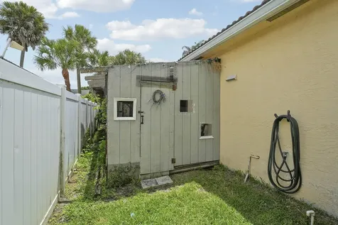 1590 SW Underwood Avenue Port St Lucie FL 34953