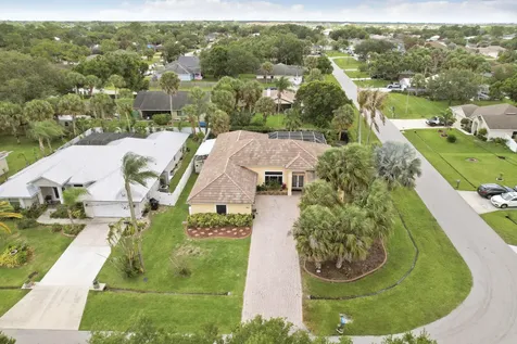 1590 SW Underwood Avenue Port St Lucie FL 34953