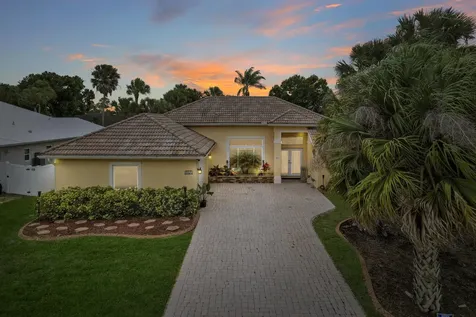 1590 SW Underwood Avenue Port St Lucie FL 34953