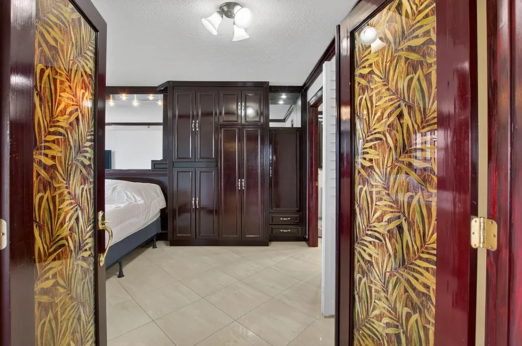 4505 S Ocean Boulevard Highland Beach FL 33487