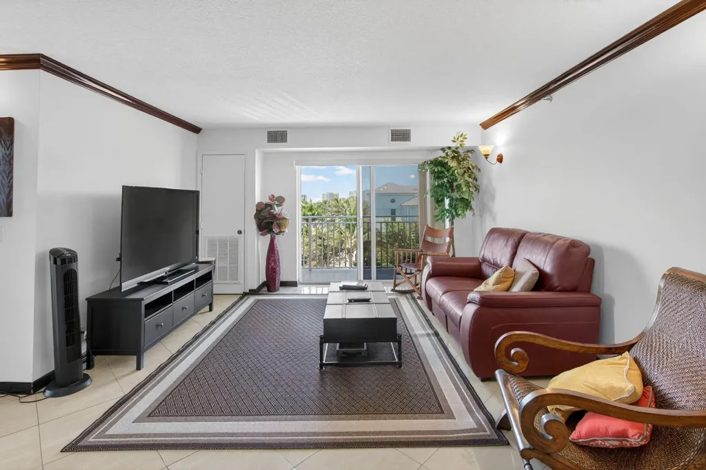 4505 S Ocean Boulevard Highland Beach FL 33487