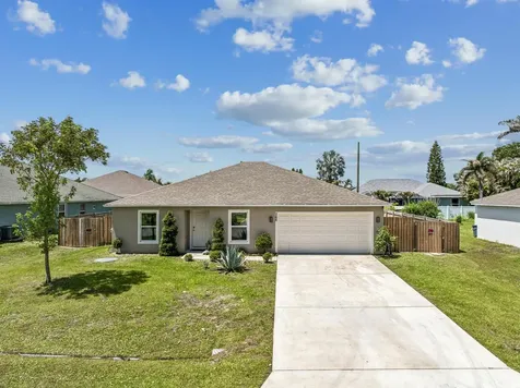 766 SE Academy Lane Port St Lucie FL 34984