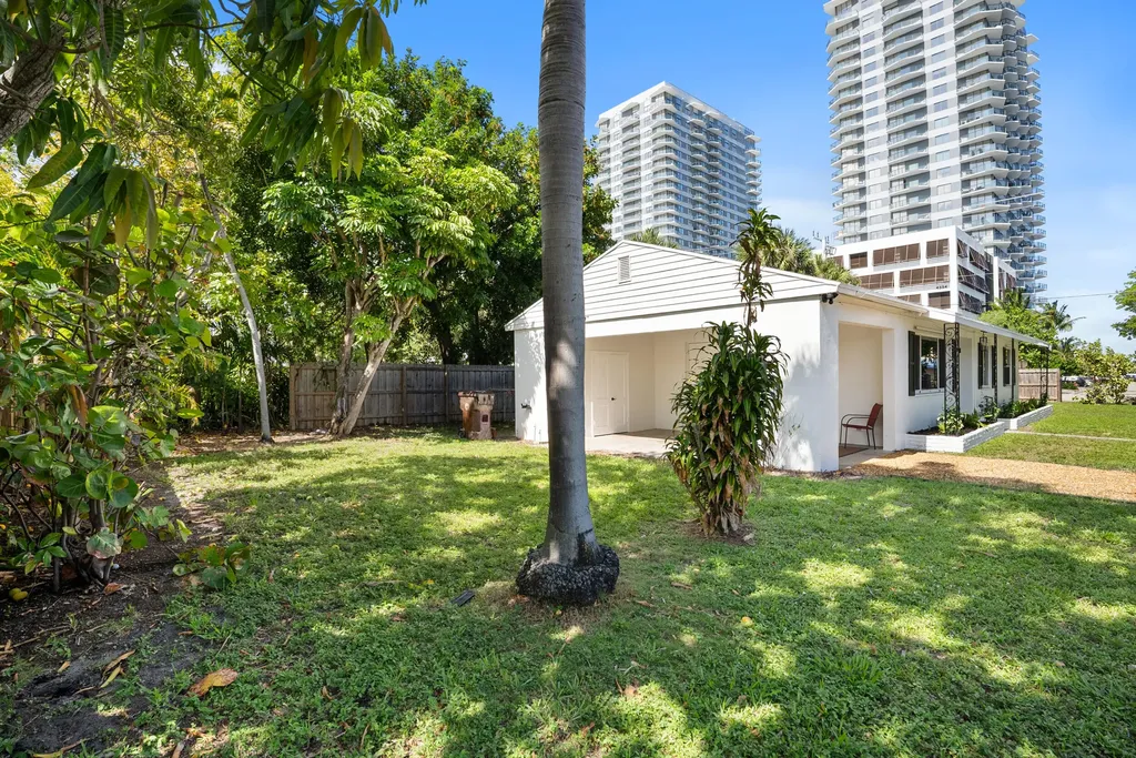 401 42nd Street West Palm Beach FL 33407