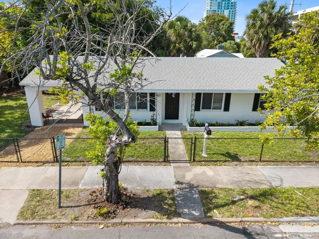 401 42nd Street West Palm Beach FL 33407