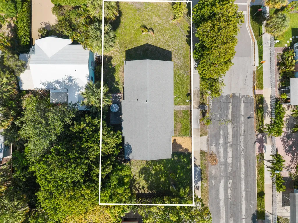 401 42nd Street West Palm Beach FL 33407