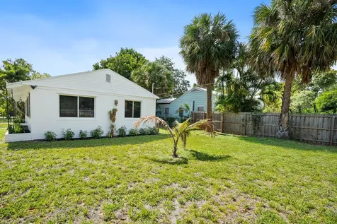 401 42nd Street West Palm Beach FL 33407