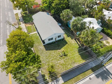 401 42nd Street West Palm Beach FL 33407