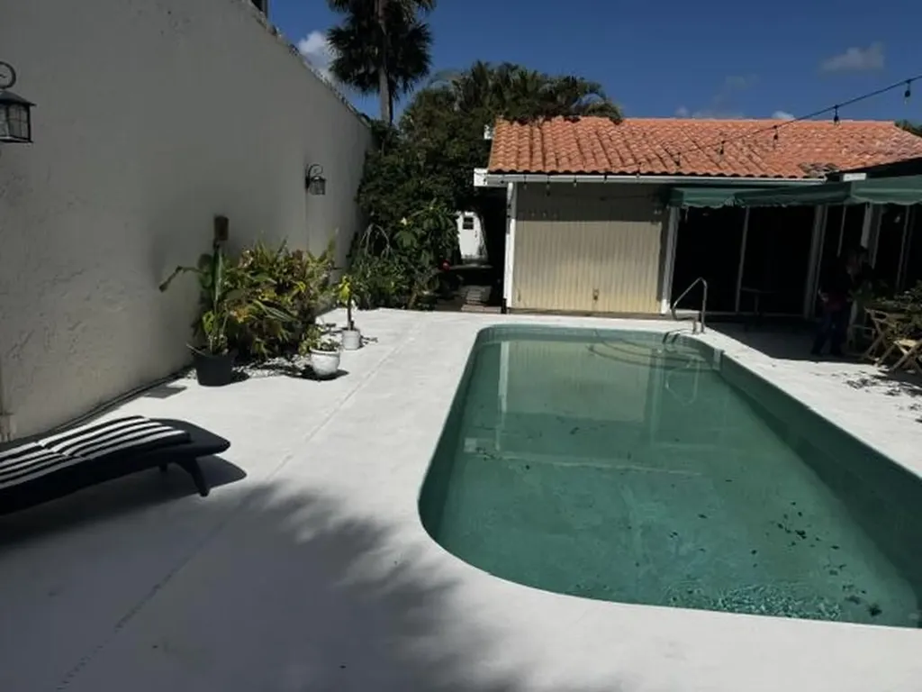 112 E Coral Fish Lane Jupiter FL 33477