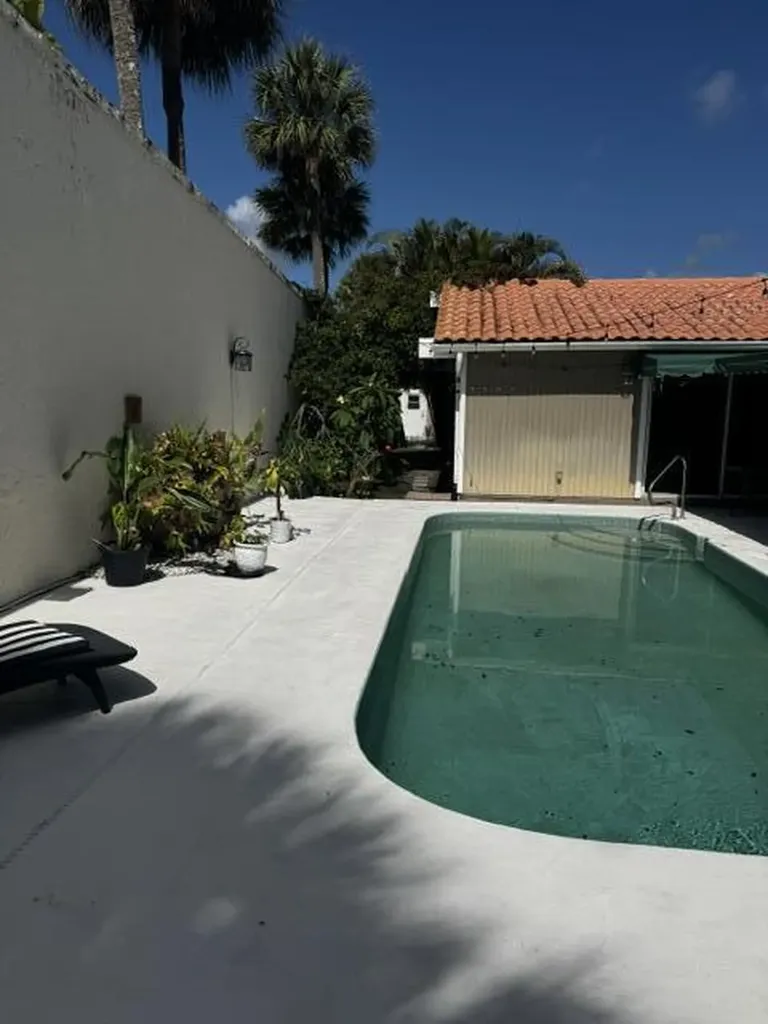 112 E Coral Fish Lane Jupiter FL 33477