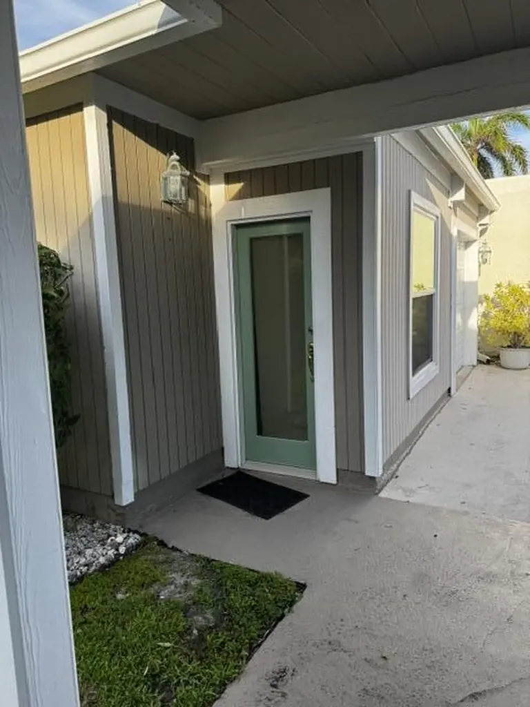 112 E Coral Fish Lane Jupiter FL 33477