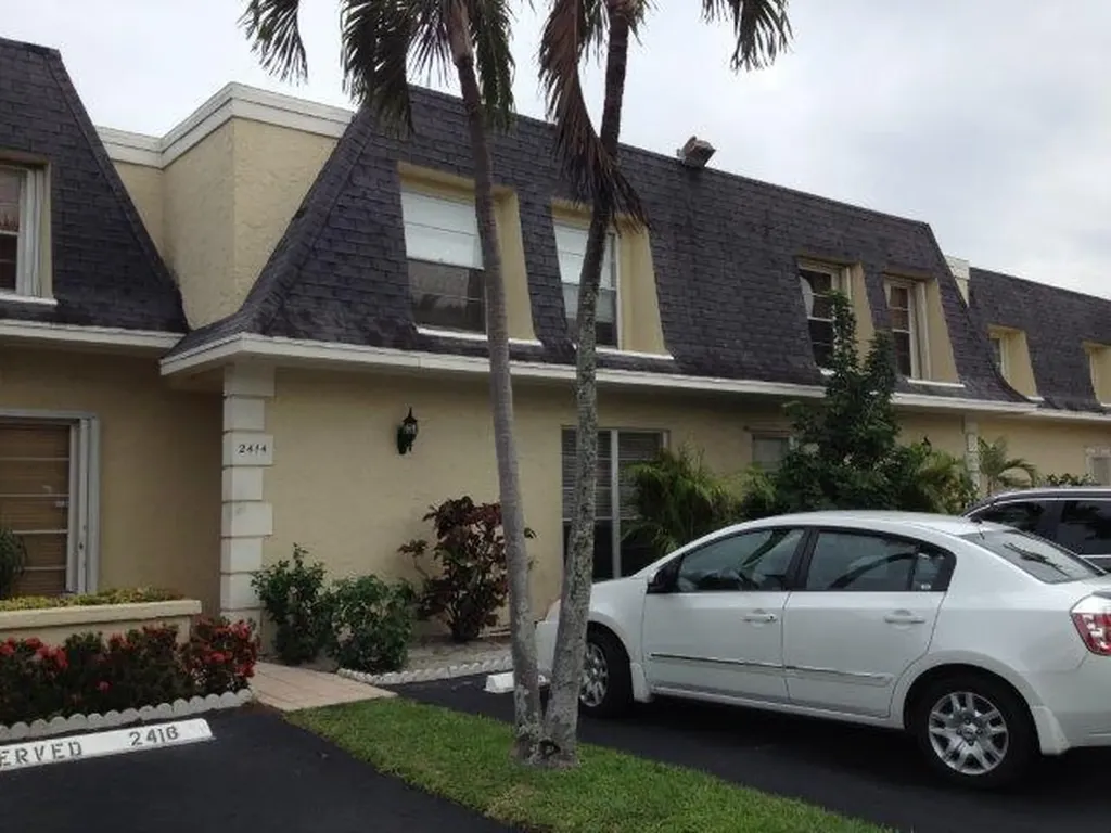 2414 NE 11th Street Hallandale Beach FL 33009