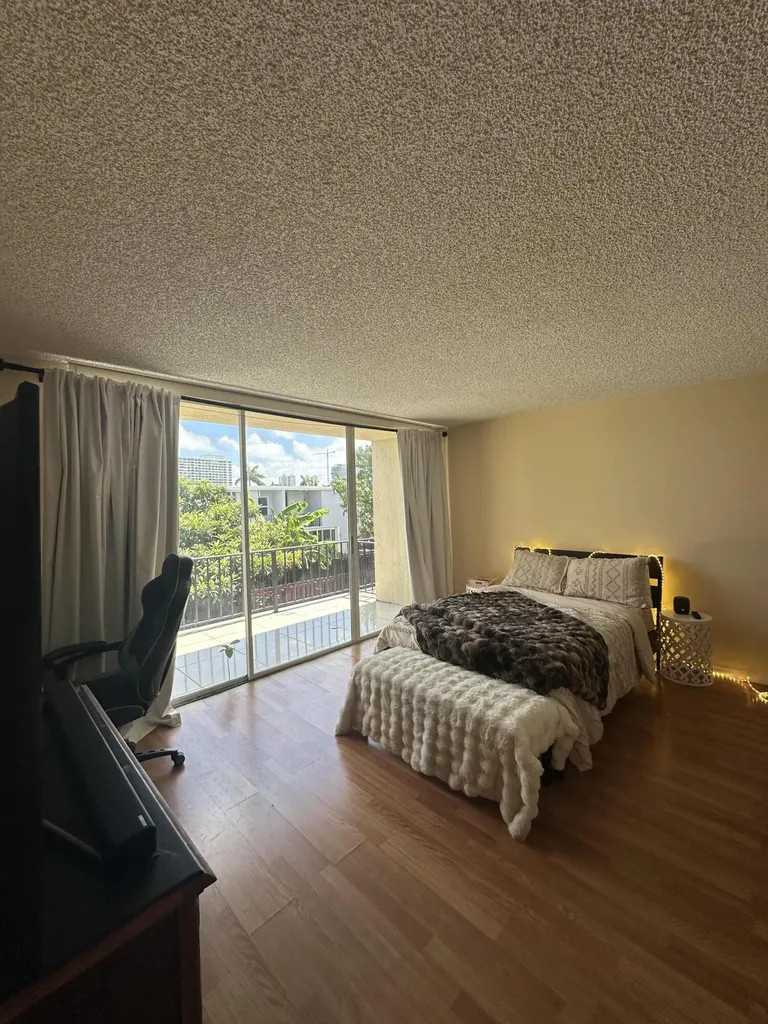 2414 NE 11th Street Hallandale Beach FL 33009