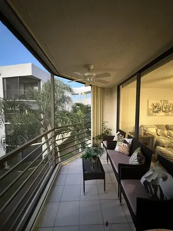 3138 Via Poinciana Lake Worth FL 33467