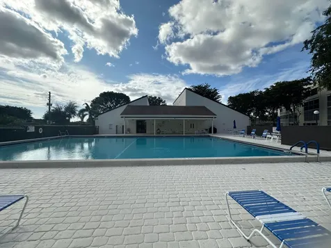 3138 Via Poinciana Lake Worth FL 33467