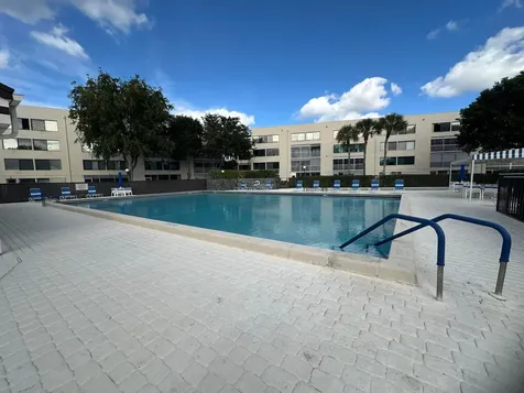 3138 Via Poinciana Lake Worth FL 33467
