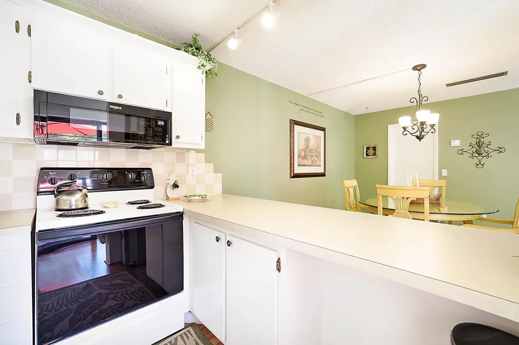 825 Center Street Jupiter FL 33458