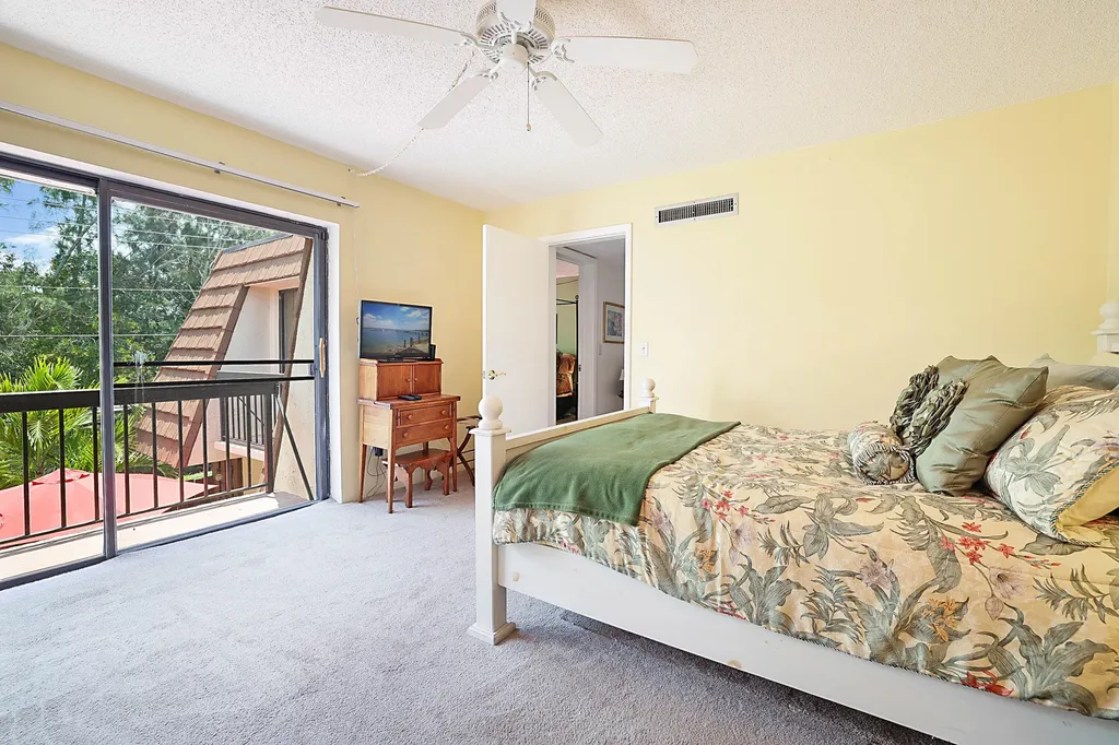 825 Center Street Jupiter FL 33458