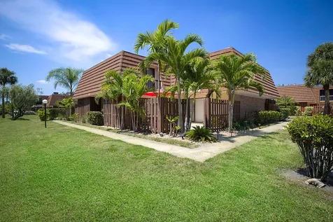 825 Center Street Jupiter FL 33458
