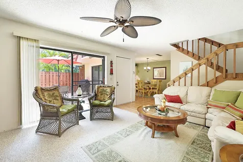 825 Center Street Jupiter FL 33458