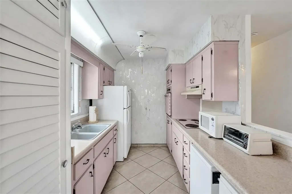 2317 Garfield Street Hollywood FL 33020