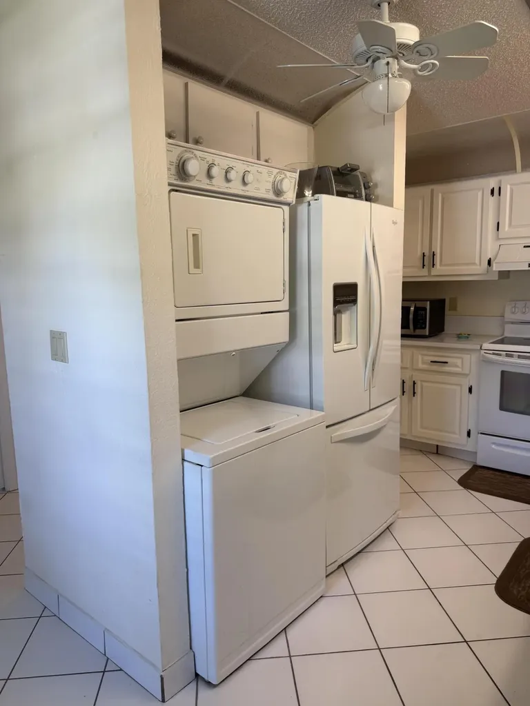 1360 NW 19th Terrace Delray Beach FL 33445