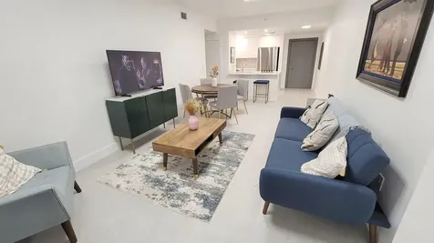 185 SE 14th Terrace Miami FL 33131