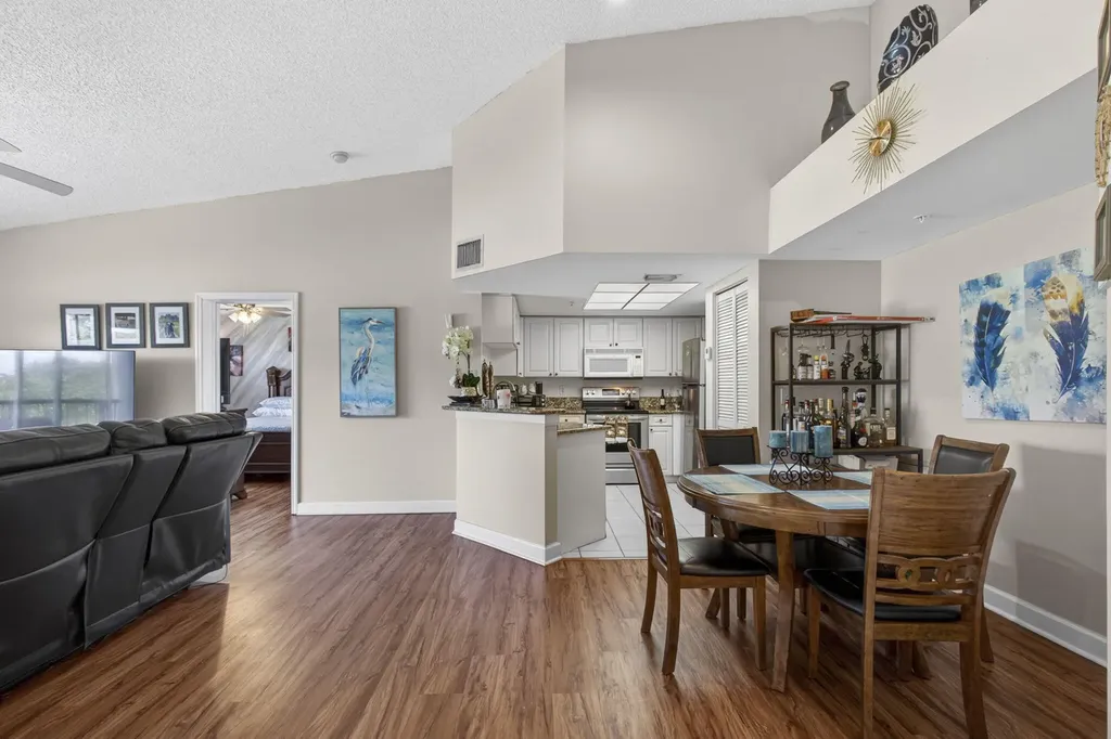 800 S Crestwood Court Court S Royal Palm Beach FL 33411