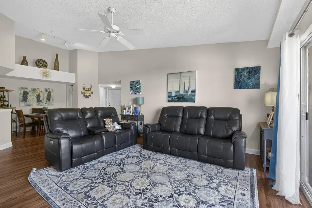 800 S Crestwood Court Court S Royal Palm Beach FL 33411