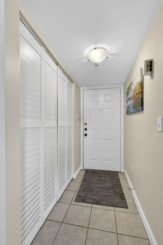 800 S Crestwood Court Court S Royal Palm Beach FL 33411