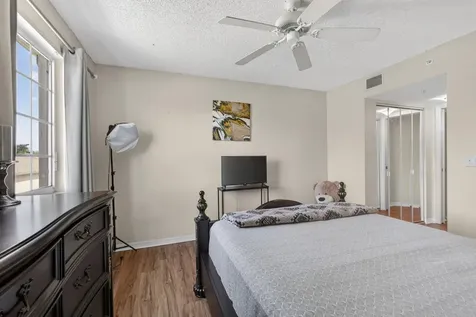 800 S Crestwood Court Court S Royal Palm Beach FL 33411