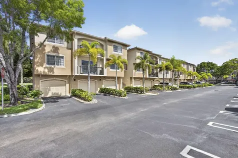 800 S Crestwood Court Court S Royal Palm Beach FL 33411